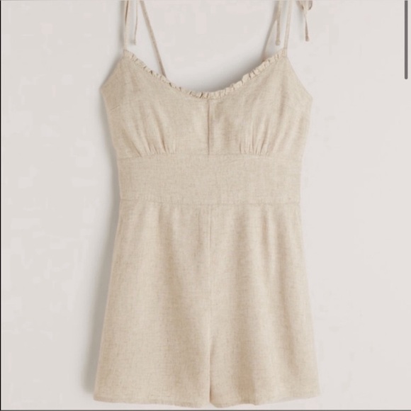 Abercrombie & Fitch Linen Romper - Picture 2 of 6